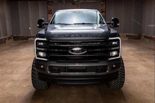2025 Ford F-250 Platinum