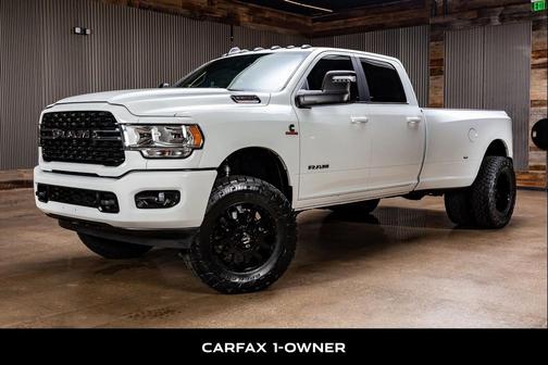 2024 RAM 3500 Lone Star Crew Cab 4x4 8' Box