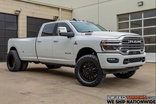 2025 RAM 3500 Laramie Crew Cab 4x4 8' Box