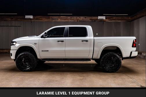 Bright White Clearcoat 2026 RAM 1500 Laramie