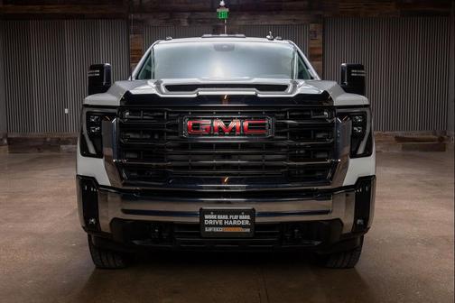 2024 GMC Sierra 3500 SLE