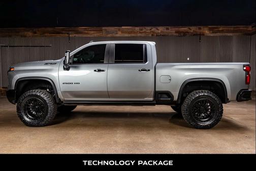 2024 Chevrolet Silverado 2500 4WD Crew Cab Standard Bed ZR2