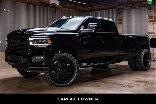 2024 RAM 3500 Laramie Crew Cab 4x4 8' Box