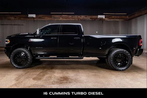 2024 RAM 3500 Laramie Crew Cab 4x4 8' Box