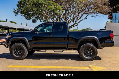 2020 Toyota Tacoma SR