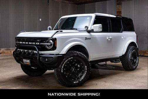 2024 Ford Bronco Outer Banks