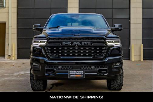 Diamond Black Crystal Pearlcoat 2025 RAM 1500 Limited