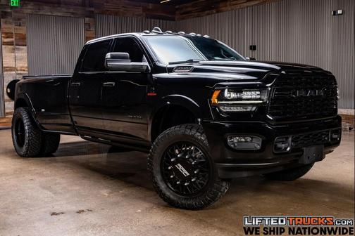 2022 RAM 3500 Limited Crew Cab 4x4 8' Box