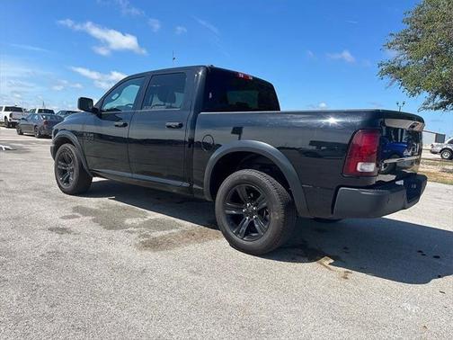 2024 RAM 1500 Classic Warlock Crew Cab 4x2 57' Box