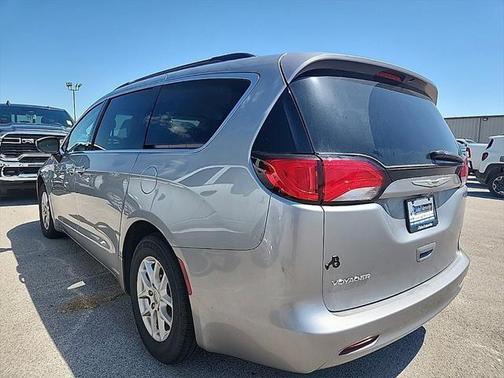 2021 Chrysler Voyager LXI