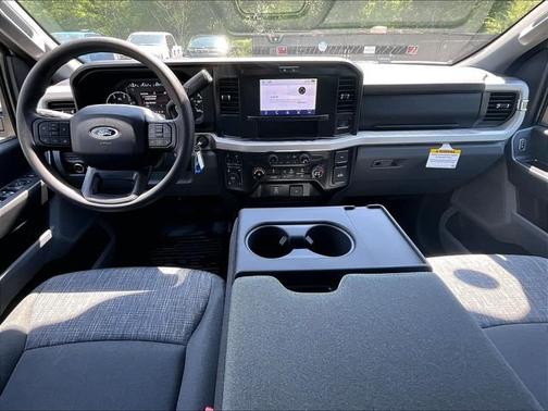 Oxford White 2026 Ford F-350 XLT