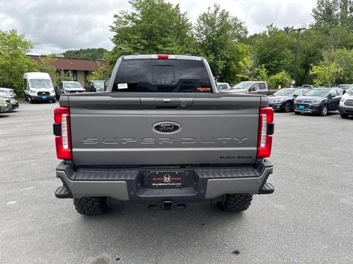 Agate Black Metallic 2026 Ford F-250 Lariat