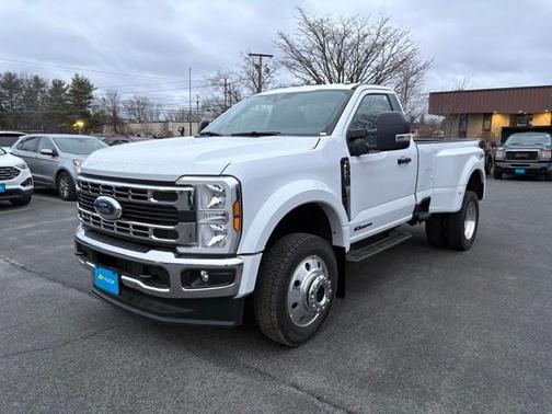 Oxford White 2026 Ford F-450 XLT