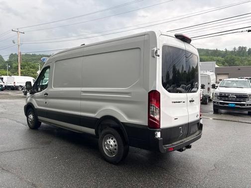 Oxford White 2026 Ford Transit-150 Base