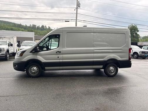 Oxford White 2026 Ford Transit-150 Base