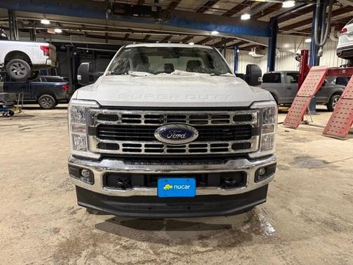 Oxford White 2026 Ford F-350 XL