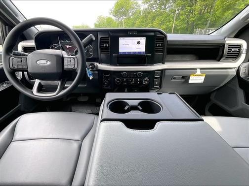 Oxford White 2026 Ford F-250 XL