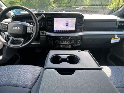 Avalanche 2026 Ford F-250 XLT