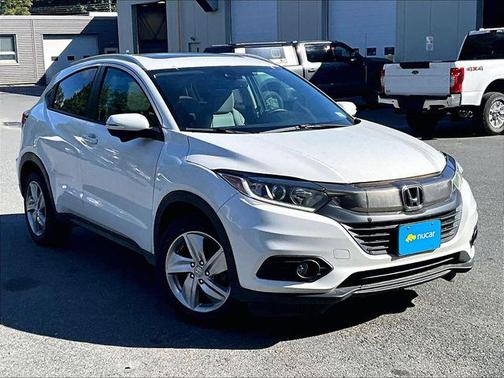 Platinum White Pearl 2019 Honda HR-V EX-L