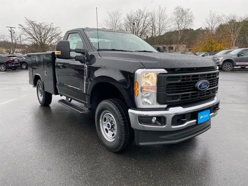 Agate Black Metallic 2026 Ford F-250 XL