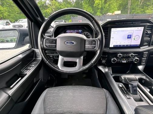 Oxford White 2022 Ford F-150 XLT