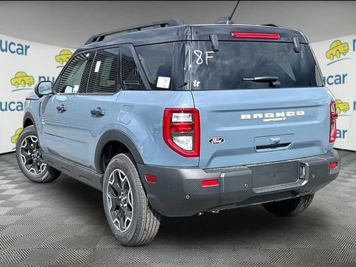 Azure Gray Metallic Tri-Coat 2026 Ford Bronco Sport Outer Banks