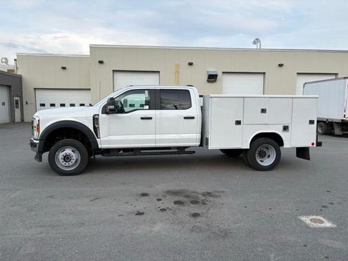 Oxford White 2026 Ford F-450 XL
