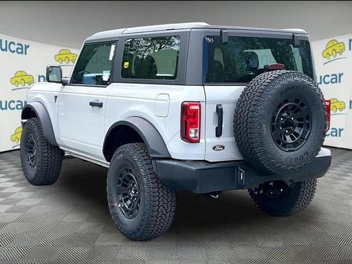 Avalanche Gray 2026 Ford Bronco Base