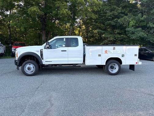 Oxford White 2026 Ford F-450 XL