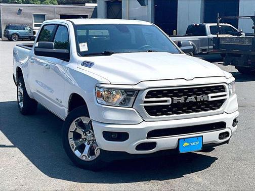 Bright White Clearcoat 2022 RAM 1500 Big Horn/Lone Star