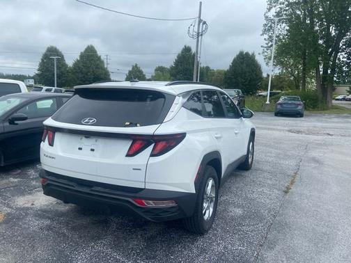 White Pearl 2024 Hyundai TUCSON SEL
