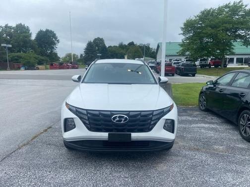 White Pearl 2024 Hyundai TUCSON SEL