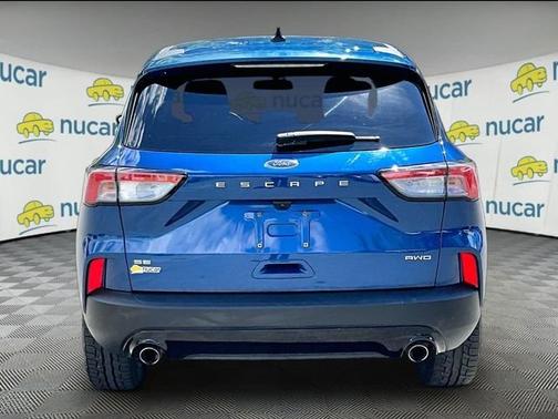Blue Metallic 2022 Ford Escape SE