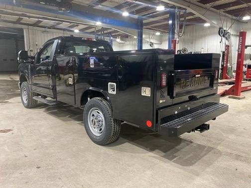 Agate Black Metallic 2026 Ford F-350 XL
