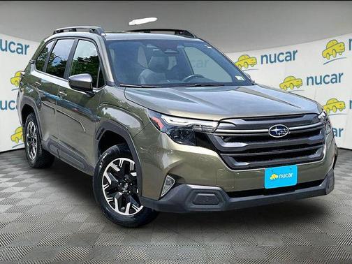 Autumn Green Metallic 2025 Subaru Forester Premium