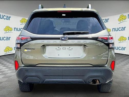 Autumn Green Metallic 2025 Subaru Forester Premium