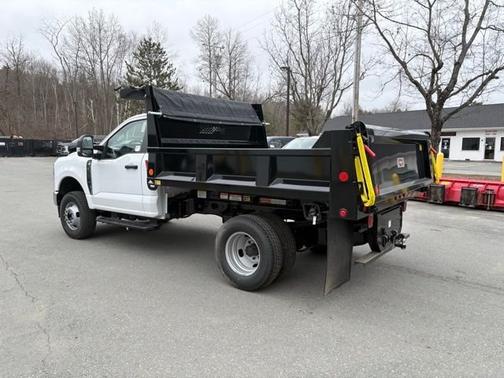 Oxford White 2026 Ford F-350 XL