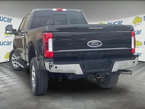 Black 2019 Ford F-250 Lariat