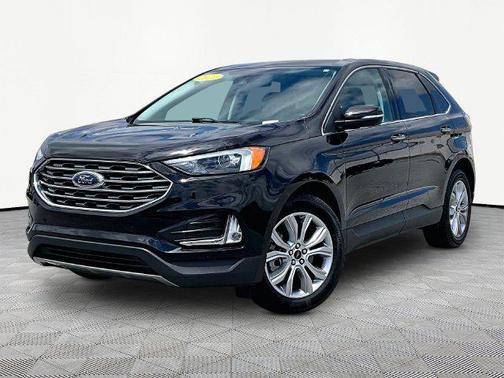 Black Metallic 2024 Ford Edge Titanium