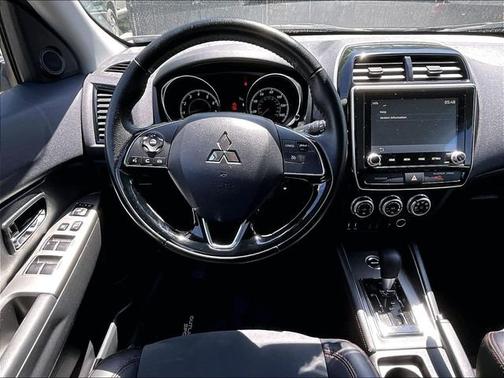 Silver 2024 Mitsubishi Outlander Sport 2.0 SE