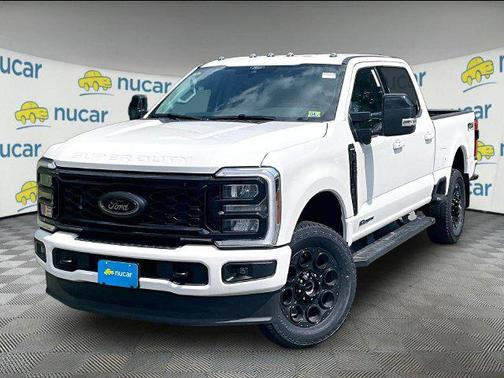 Star White Metallic Tri-Coat 2026 Ford F-350 Lariat