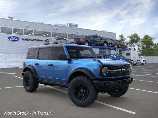 Velocity Blue Metallic 2026 Ford Bronco Big Bend