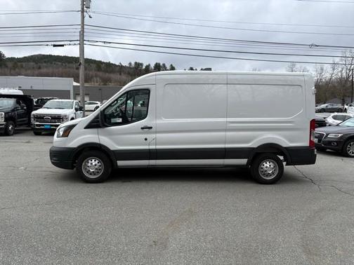Oxford White 2026 Ford Transit-250 Base
