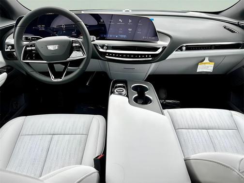 2025 Cadillac LYRIQ Luxury