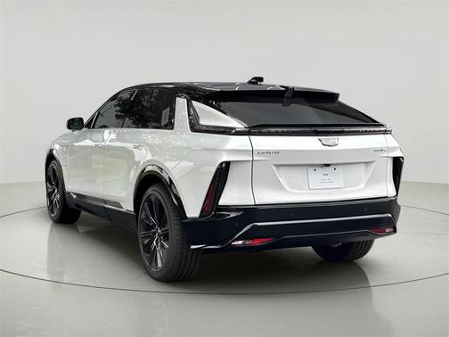 2025 Cadillac LYRIQ Sport