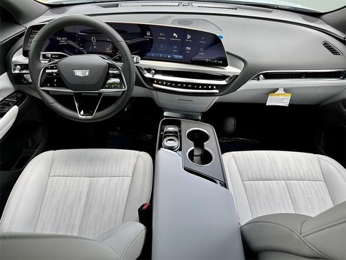 2025 Cadillac LYRIQ Sport