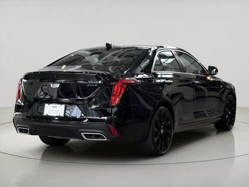 2024 Cadillac CT4 Luxury