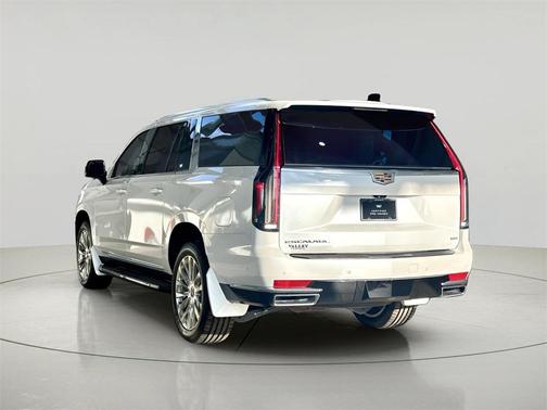 2022 Cadillac Escalade ESV Premium Luxury