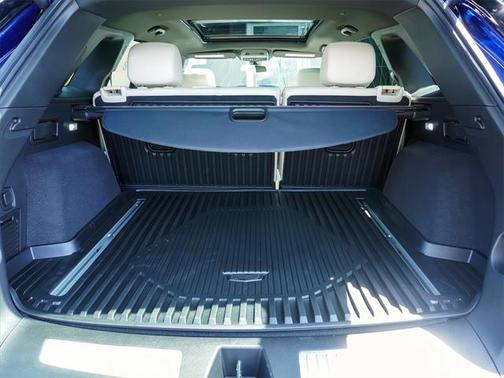 2025 Cadillac XT5 Sport