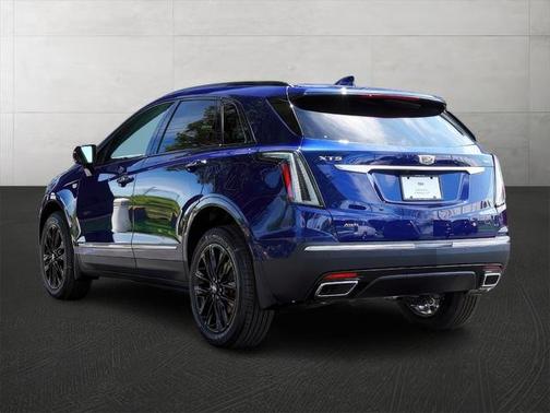 2025 Cadillac XT5 Sport